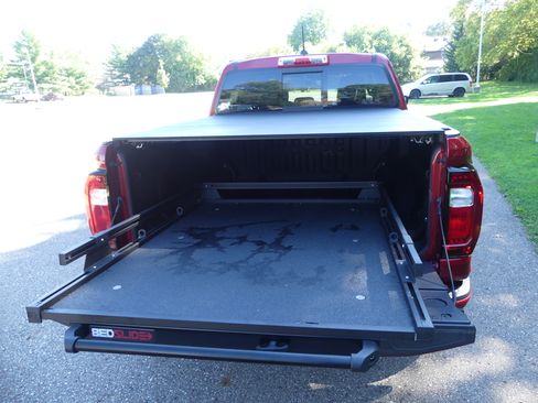 Used 2023 GMC Canyon AT4X image 11