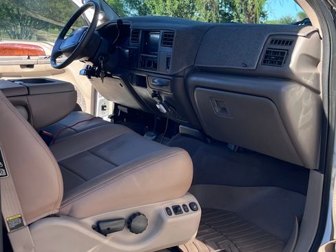 Used 2002 Ford F350 4x4 Crew Cab Super Duty image 15