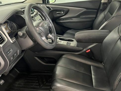 Used 2020 Nissan Murano SV w/ Premium Package AWD/4WD image 5