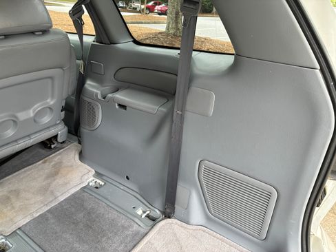 Used 2000 Toyota Sienna XLE FWD image 10