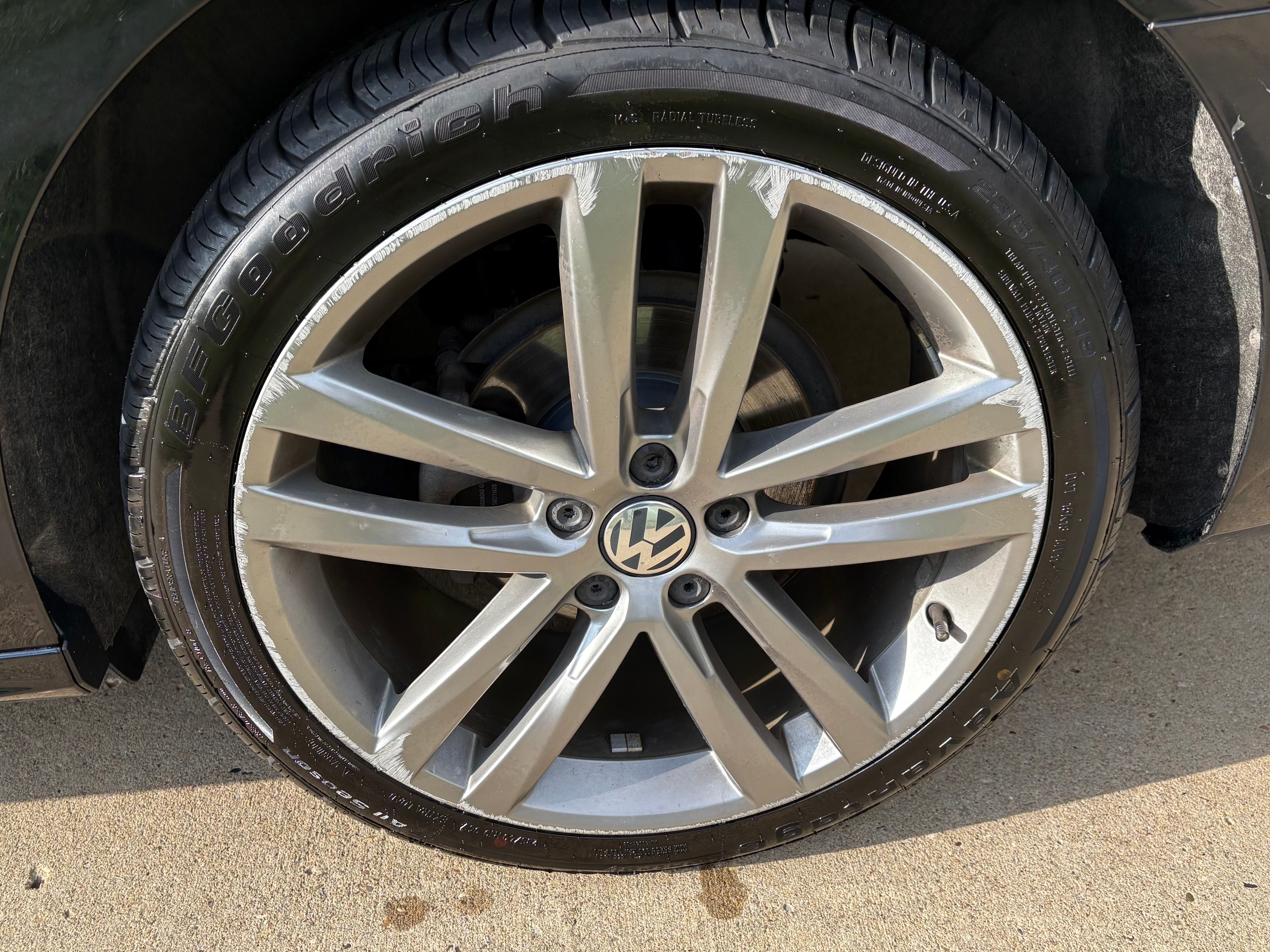 Used 2019 Volkswagen Passat 2.0T SE R-Line FWD image 17