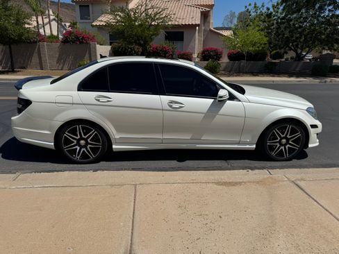 Used 2014 Mercedes-Benz C 250 Sedan image 6