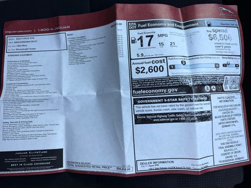 Used 2022 Jaguar F-PACE SVR image 12