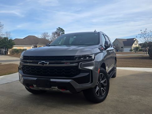 Used 2022 Chevrolet Tahoe Z71 w/ Z71 Off-Road Package image 1