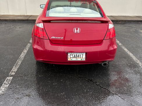 Used 2010 Honda Accord EX-L image 2