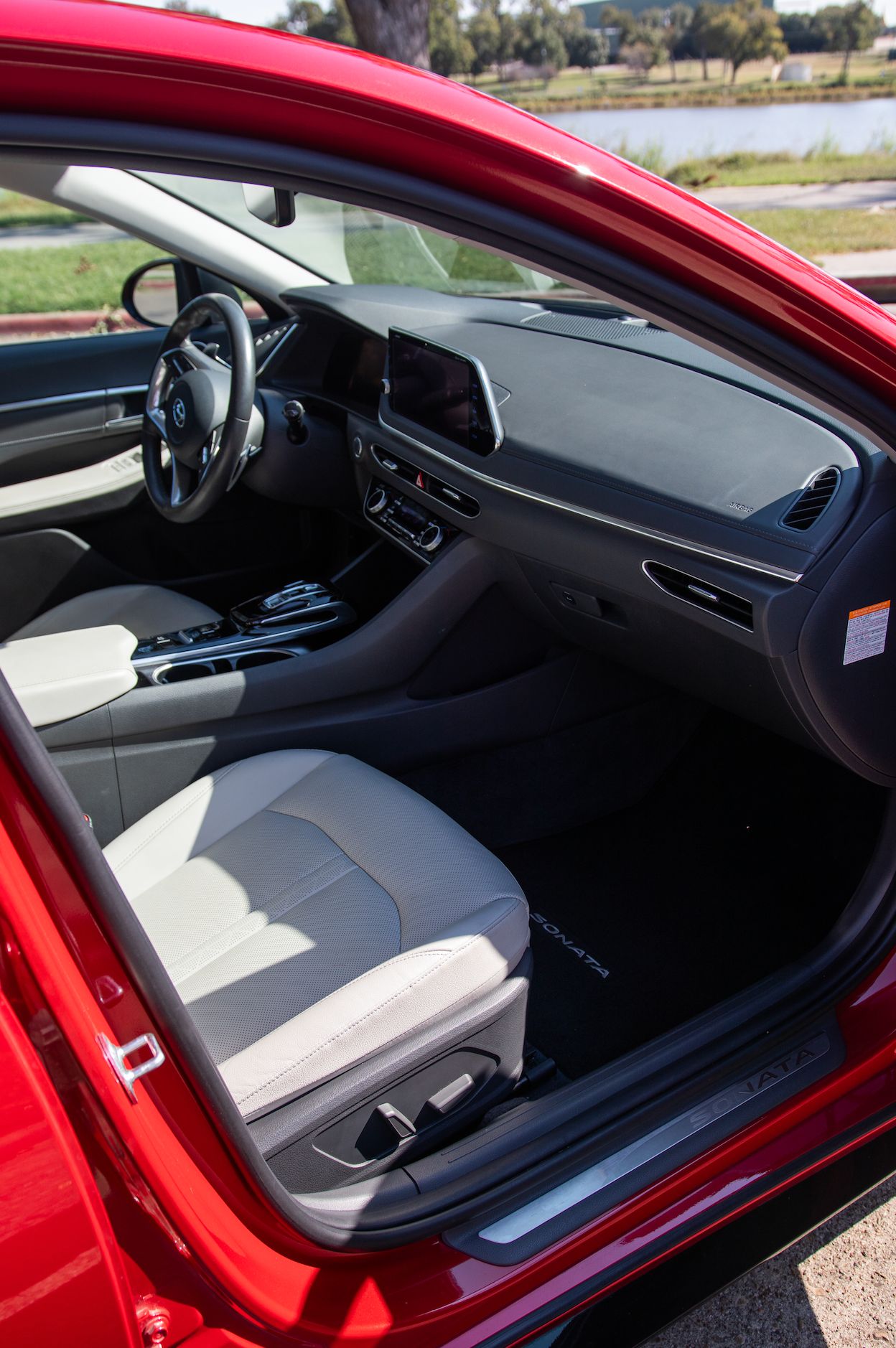 Used 2021 Hyundai Sonata Limited FWD image 17