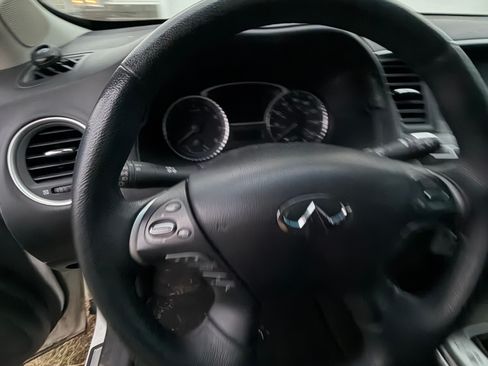 Used 2013 INFINITI JX35 AWD w/ Premium Pkg image 6