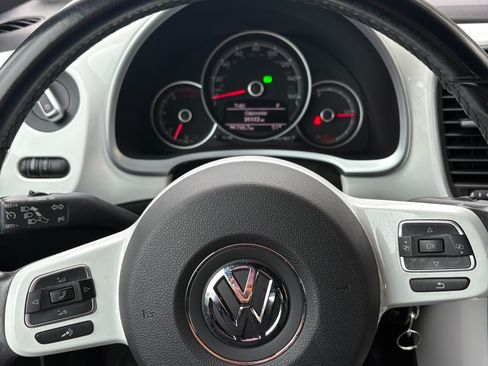 Used 2018 Volkswagen Beetle 2.0T S image 6