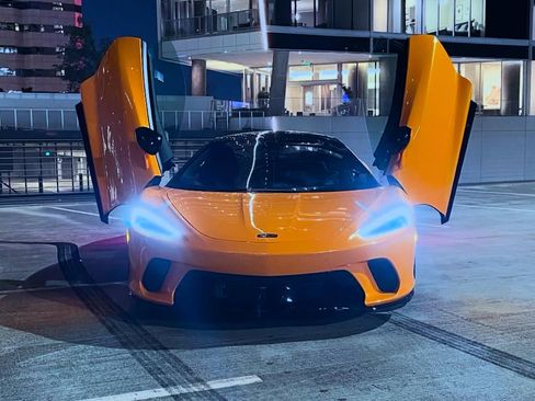 Used 2021 McLaren GT RWD image 12