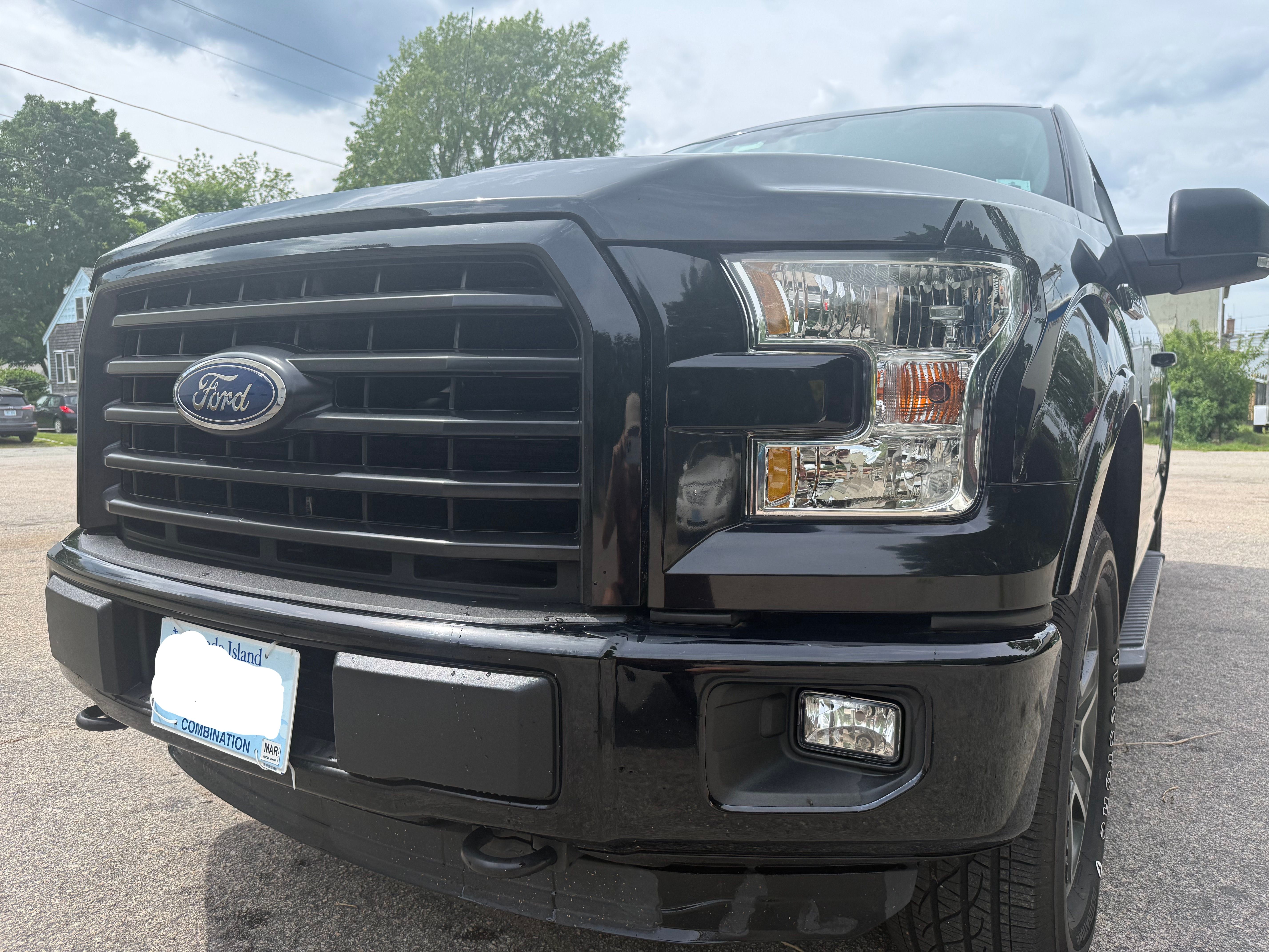 Used 2016 Ford F150 XLT w/ Equipment Group 302A Luxury AWD/4WD image 5