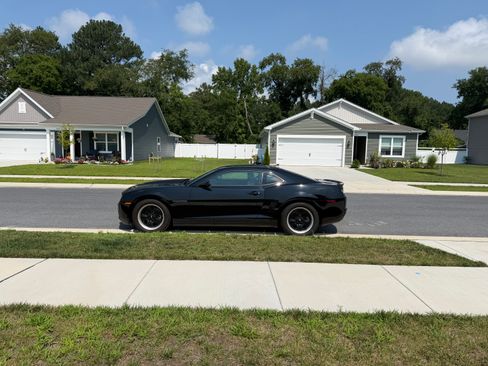 Used 2012 Chevrolet Camaro LS RWD image 2