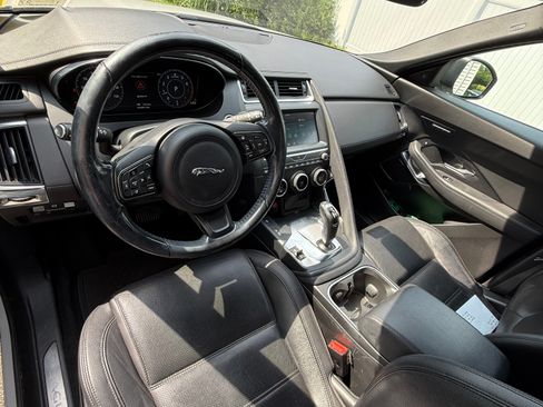 Used 2018 Jaguar E-PACE SE AWD/4WD image 6