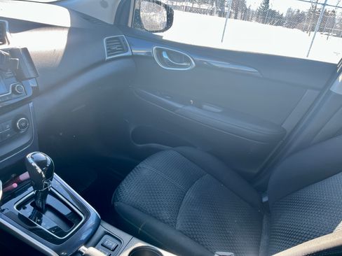 Used 2016 Nissan Sentra SR image 6
