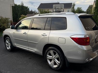 Used 2010 Toyota Highlander Limited