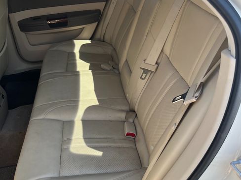 Used 2008 Chrysler 300 C RWD image 10