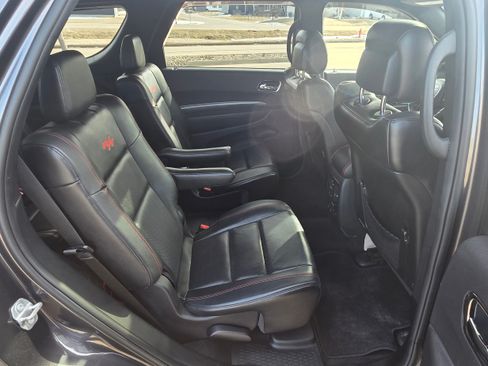 Used 2018 Dodge Durango R/T w/ Technology Group image 4