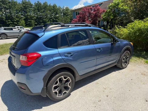 Used 2014 Subaru Crosstrek 2.0i Premium AWD/4WD image 6