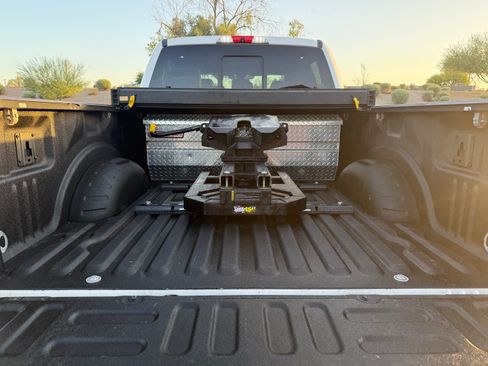 Used 2017 Ford F350 King Ranch w/ King Ranch Ultimate Package AWD/4WD image 8