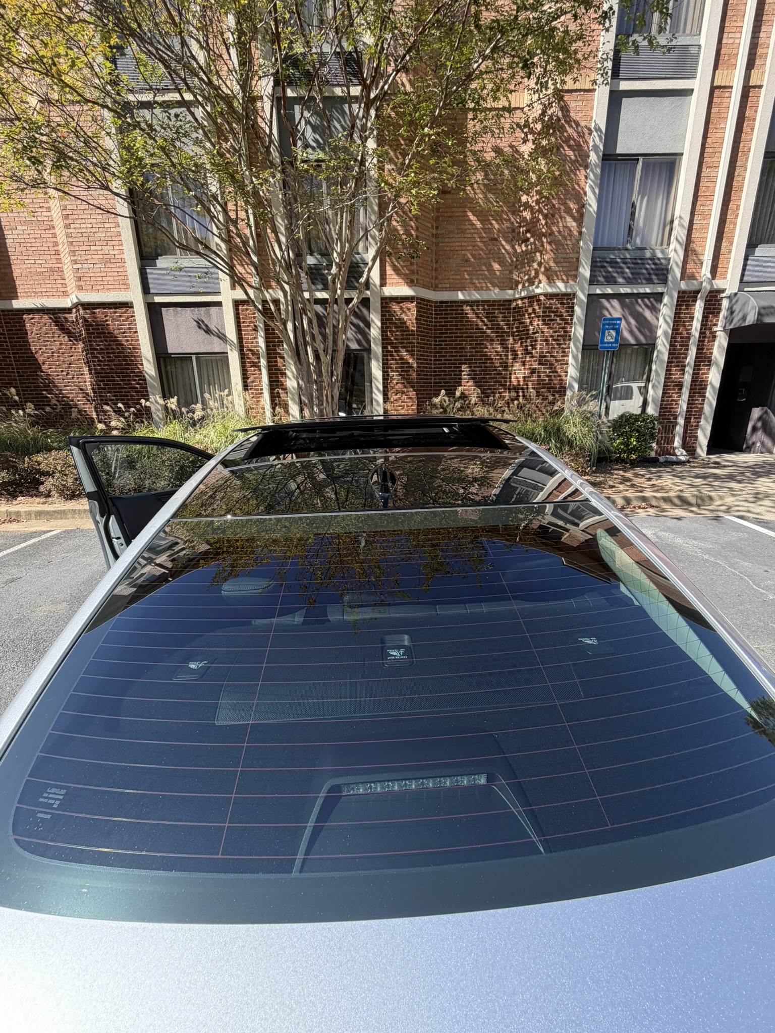Used 2025 Lexus ES 350 Ultra Luxury FWD image 29