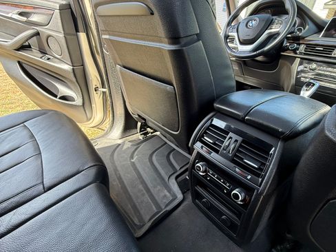 Used 2015 BMW X5 xDrive35d image 5
