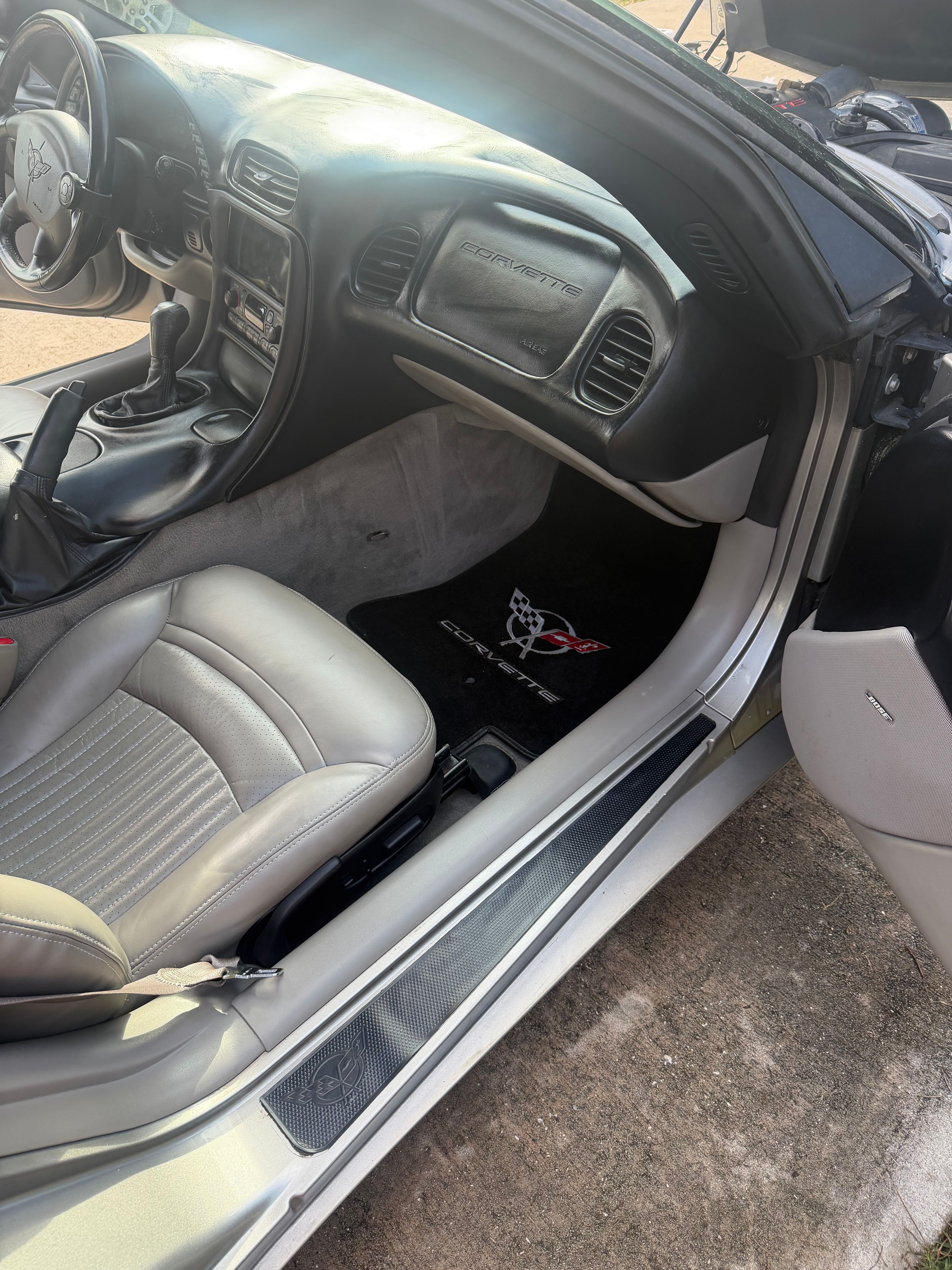 Used 2001 Chevrolet Corvette Convertible w/ Preferred Equipment Group2 RWD image 6