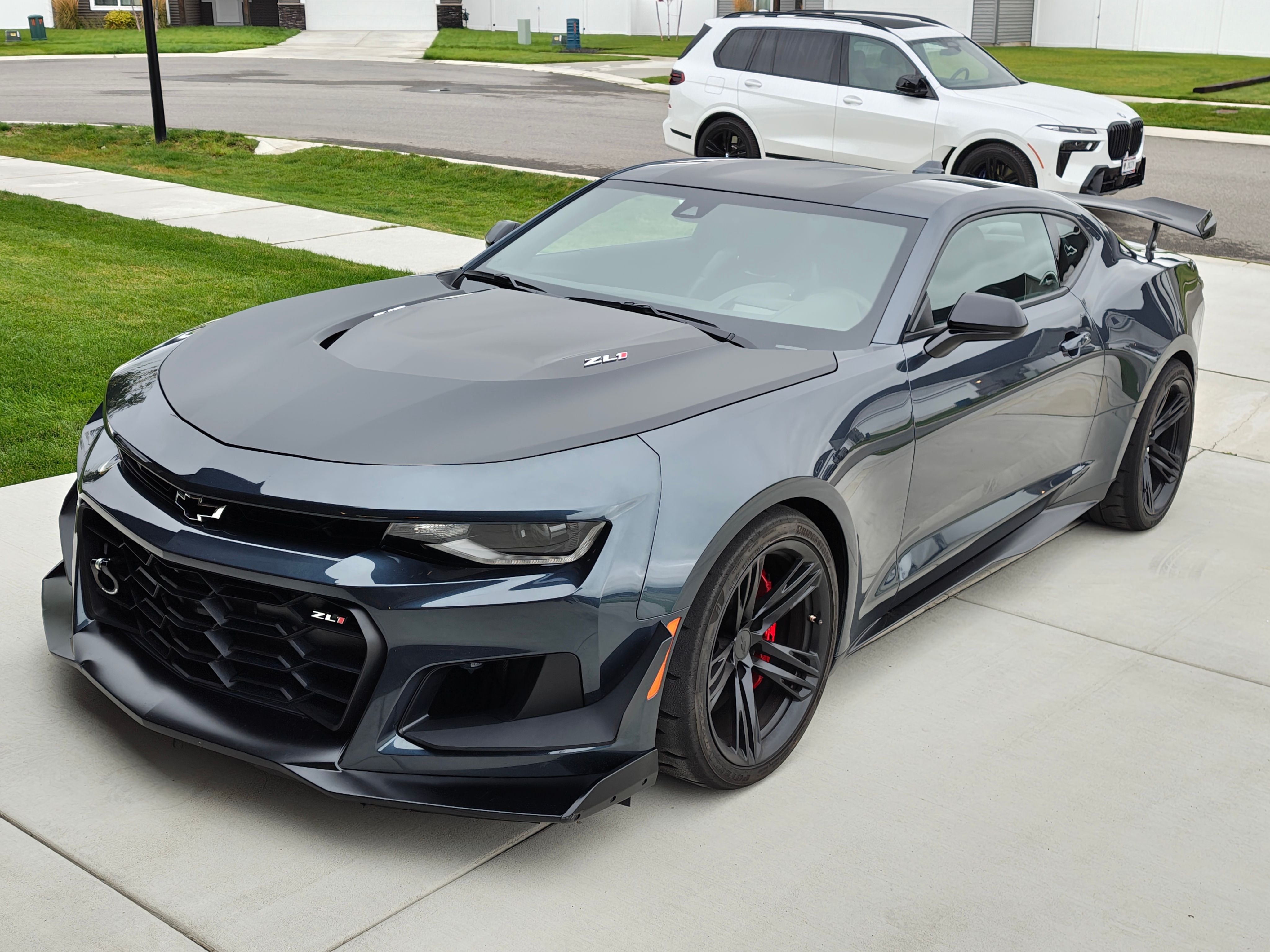 Used 2022 Chevrolet Camaro ZL1 RWD image 4