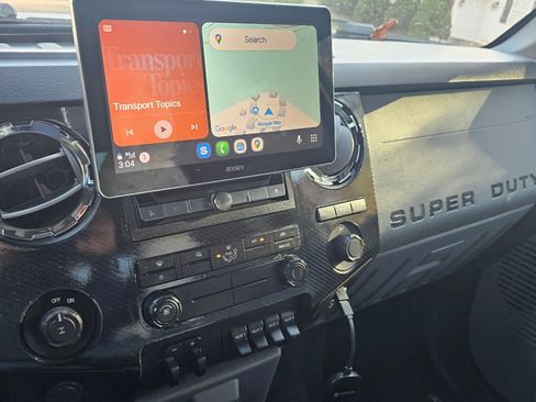 Used 2015 Ford F250 XL w/ Power Equipment Group image 15