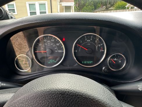 Used 2014 Jeep Wrangler Sport image 15