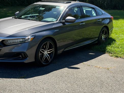 Used 2022 Honda Accord Touring image 17