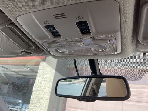 Used 2013 Toyota RAV4 Limited image 14