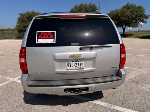 Used 2011 Chevrolet Tahoe LT w/ Texas Edition RWD image 4