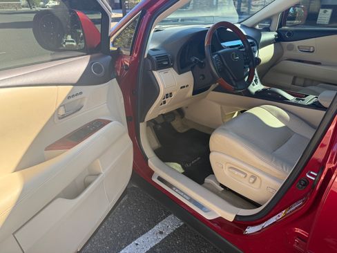 Used 2010 Lexus RX 350 2WD image 12