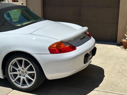 Used 1999 Porsche Boxster RWD image 9