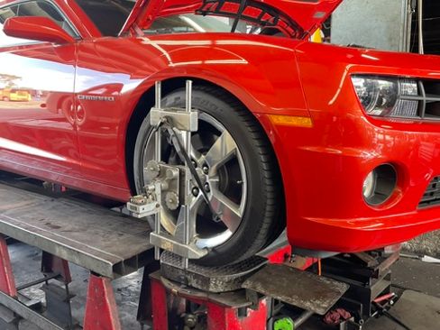 Used 2010 Chevrolet Camaro SS w/ RS Package image 9