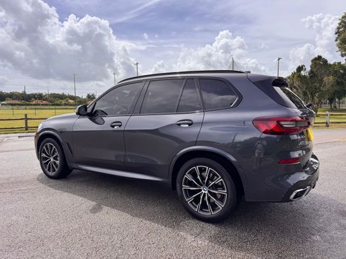 Used 2021 BMW X5 sDrive40i w/ M Sport Package RWD image 8