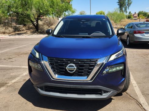 Used 2021 Nissan Rogue S image 4