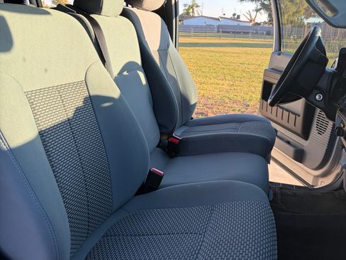 Used 2015 Ford F350 XLT w/ XLT Interior Package image 10