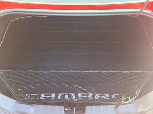 Used 2010 Chevrolet Camaro SS w/ LPO, Ground Effects Package image 11