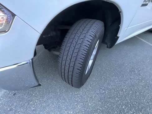 Used 2019 RAM 1500 Tradesman w/ Chrome Appearance Group image 8