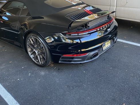 Used 2020 Porsche 911 Carrera image 9