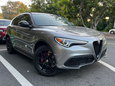 Used 2020 Alfa Romeo Stelvio Sport w/ Quick Order Package 22K Sport image 1