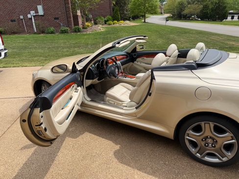 Used 2006 Lexus SC 430 Convertible image 1