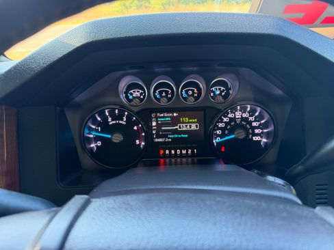Used 2016 Ford F250 King Ranch w/ FX4 Off-Road Package AWD/4WD image 4