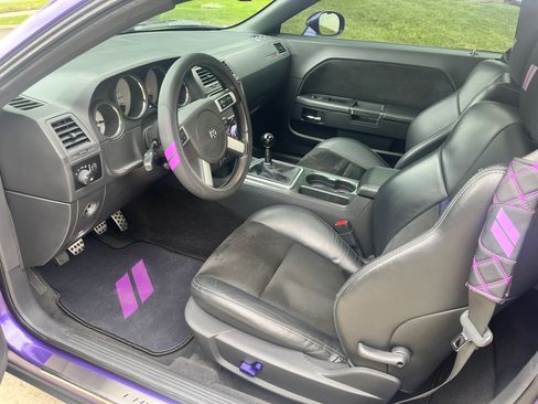 Used 2010 Dodge Challenger SRT8 w/ SRT Option Group II RWD image 1
