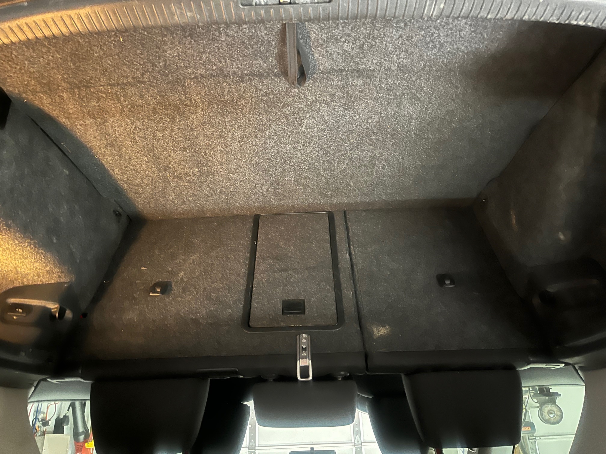 Used 2011 Volkswagen Golf 2-Door FWD image 14