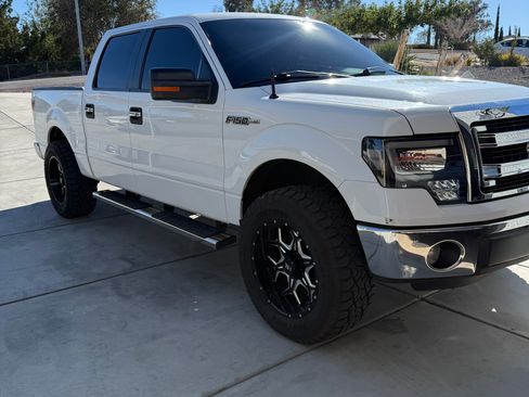 Used 2012 Ford F150 XLT w/ XLT Convenience Pkg image 4