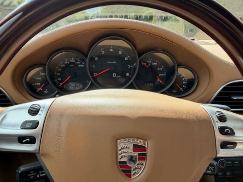 Used 2009 Porsche 911 Carrera S image 12