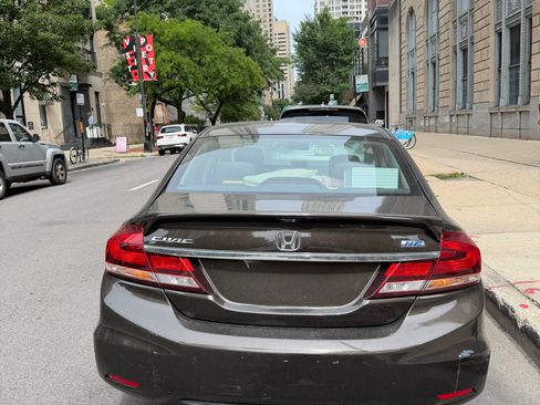 Used 2014 Honda Civic HF image 6