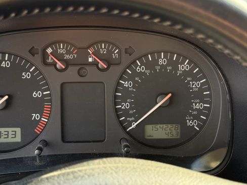 Used 2005 Volkswagen GTI FWD image 17