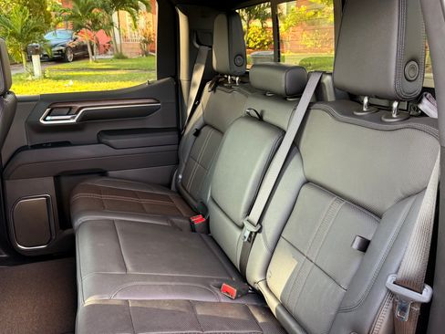 Used 2024 Chevrolet Silverado 1500 High Country w/ Midnight Edition image 14